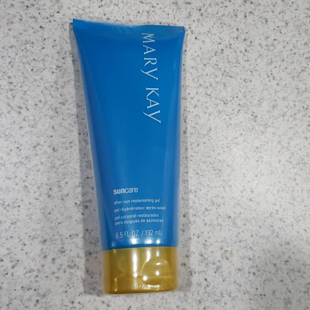 After Sun Replenishing Gel